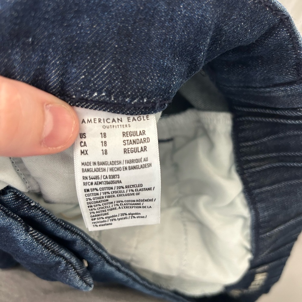 American Eagle Outfitters Dark Blue Wide Leg Jeans - Picture 5 of 5